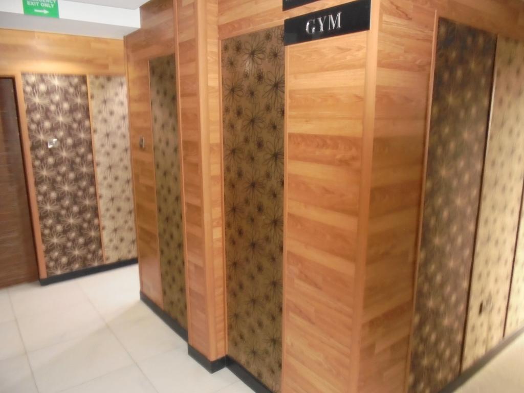 We Hotel And Suites Nairobi Extérieur photo