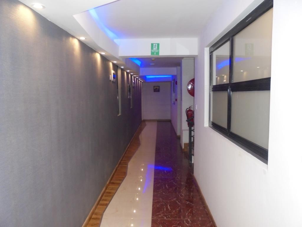 We Hotel And Suites Nairobi Extérieur photo