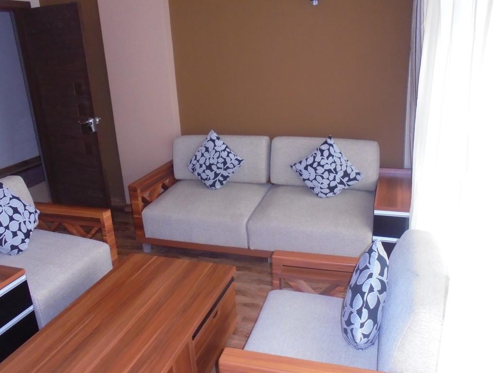 We Hotel And Suites Nairobi Extérieur photo